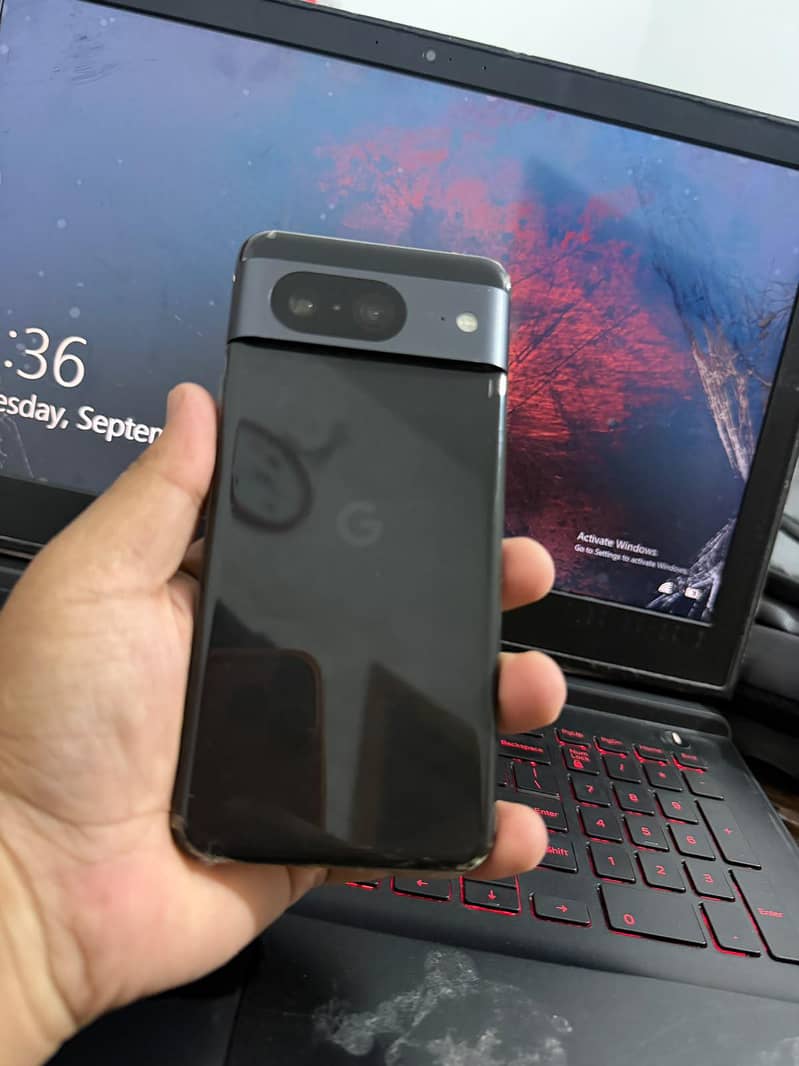 Google Pixel 8 1