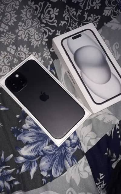 Apple iPhone 15
