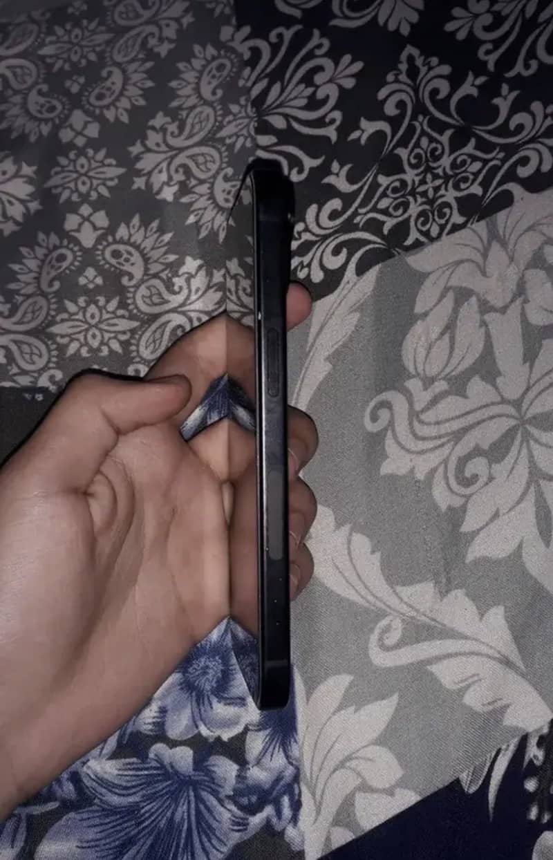Apple iPhone 15 1