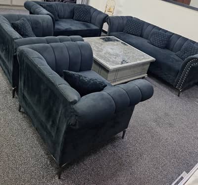 7-Seater Sofa Set!