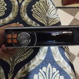Alpine orignal cd mp3 player urgent sale