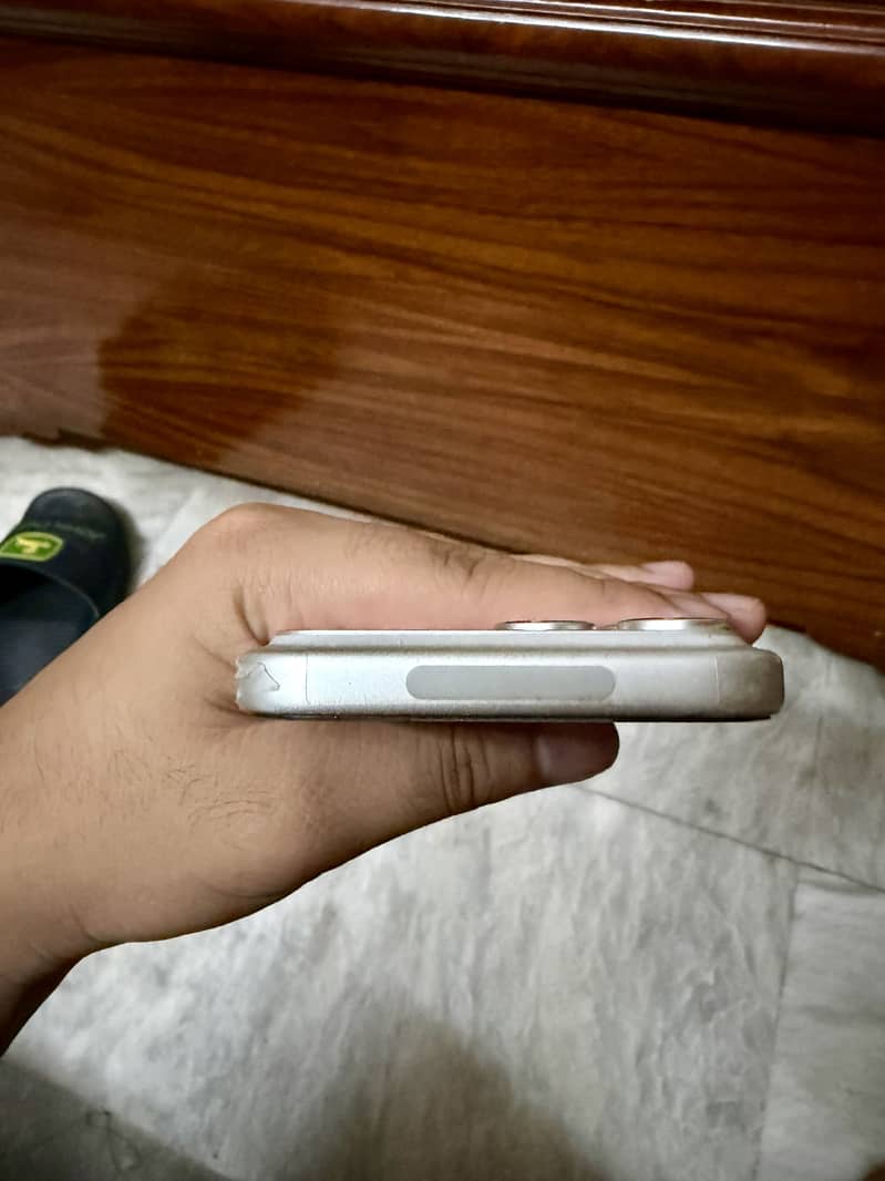 Apple iPhone 17 Pro Max 3