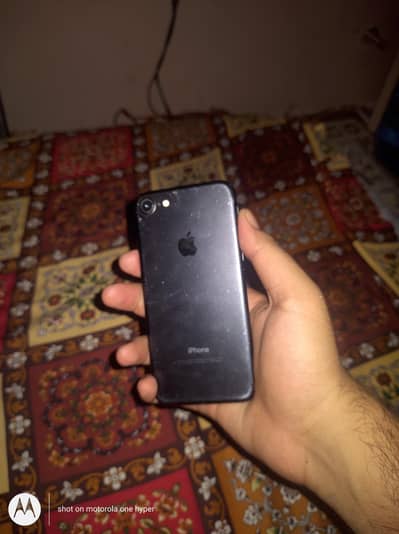 Apple iPhone 7 : official approved - read description