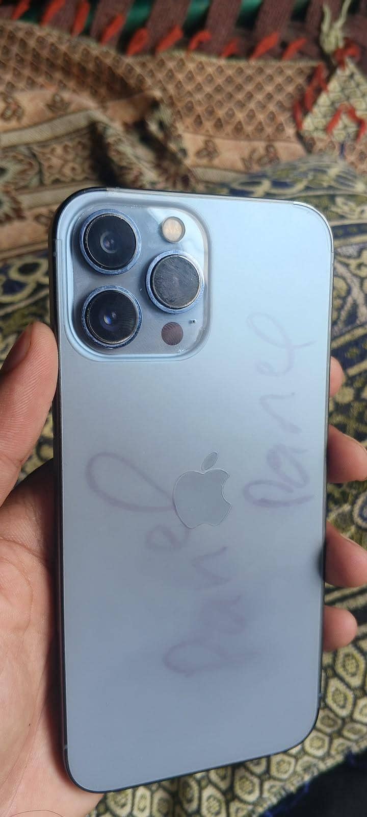Apple iPhone 13 Pro Max 0