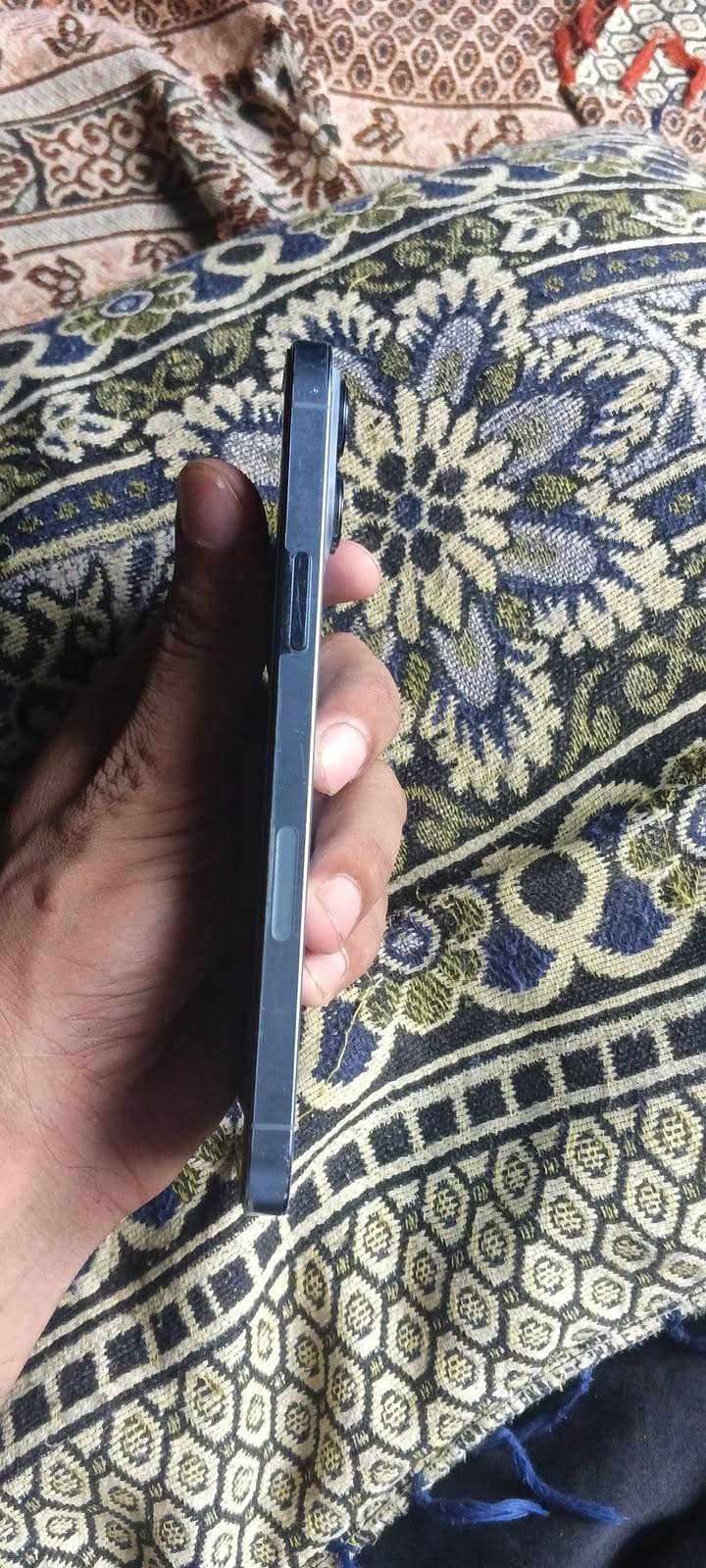 Apple iPhone 13 Pro Max 4