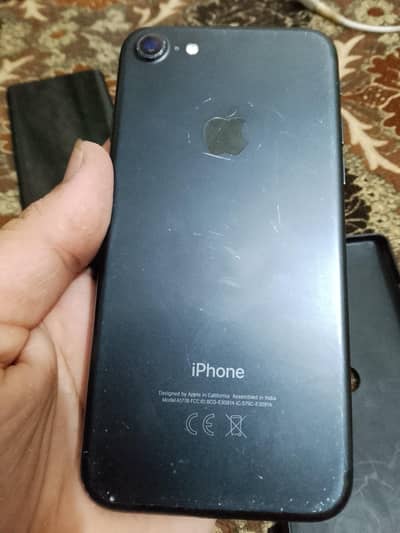 Apple iPhone 7