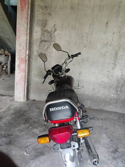 New Condition Honda CD 70 Red