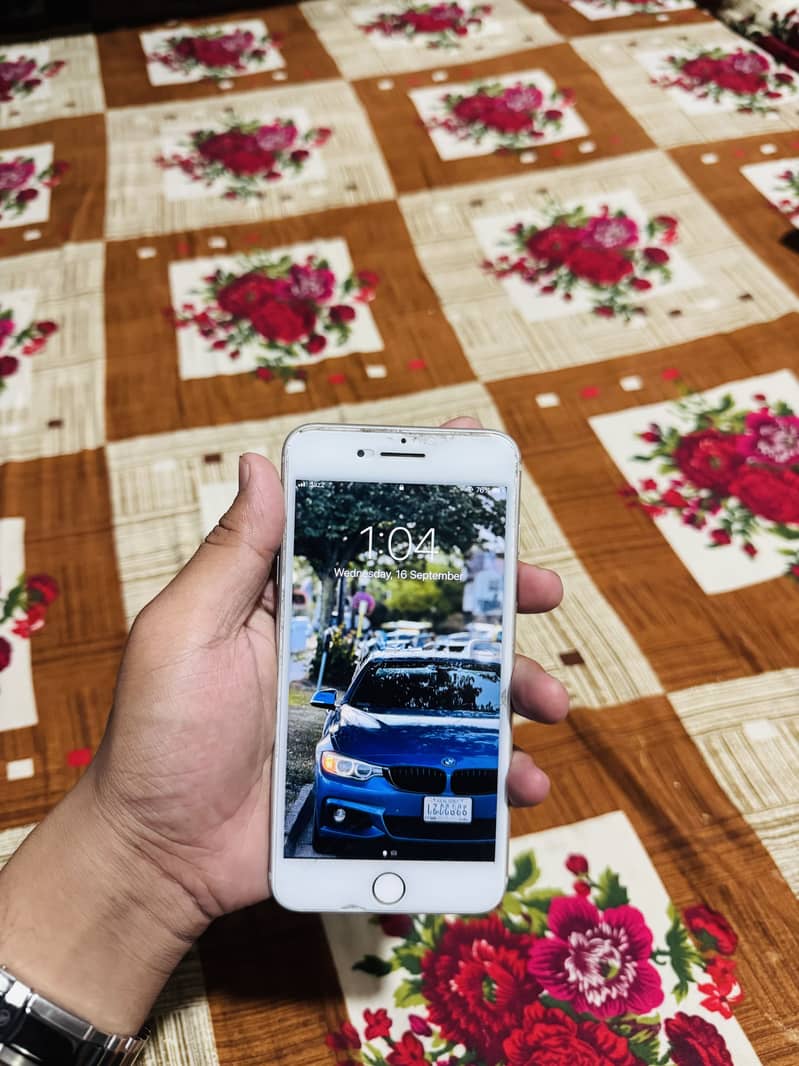 Apple iPhone 7 Plus 2
