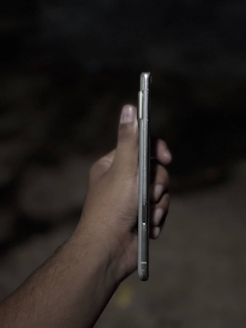Google Pixel 7 Pro 4