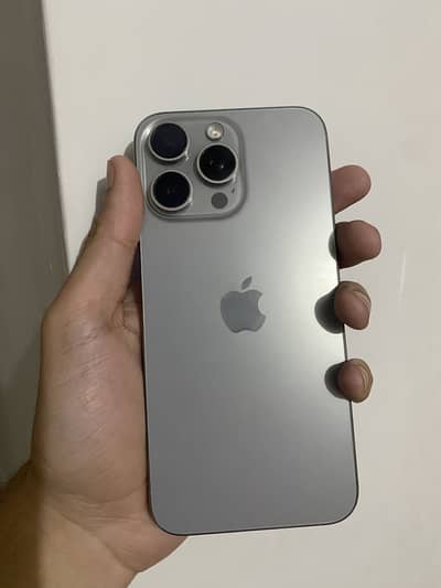 Apple iPhone 15 Pro Max