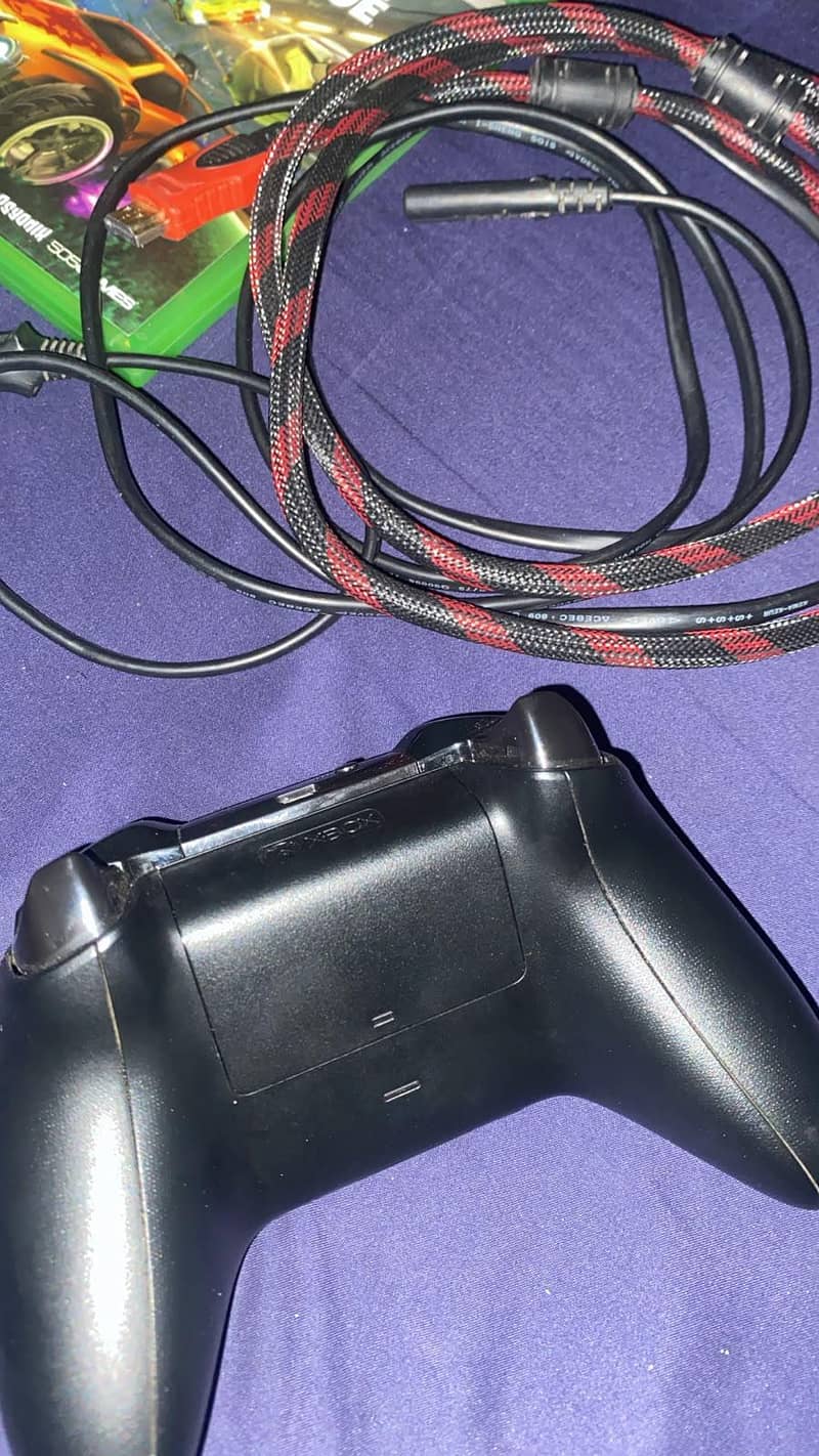 XBOX ONE X 5