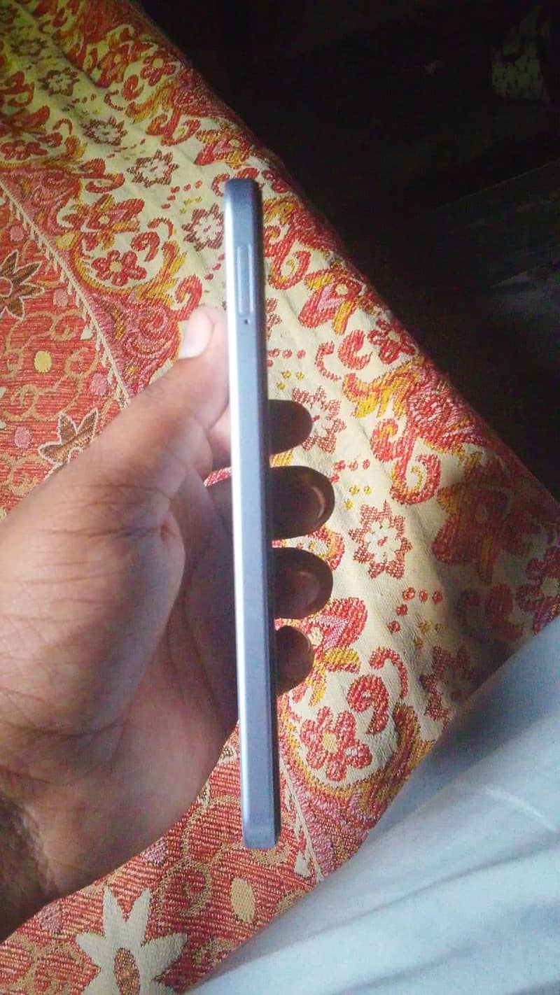 OPPO A6k 3