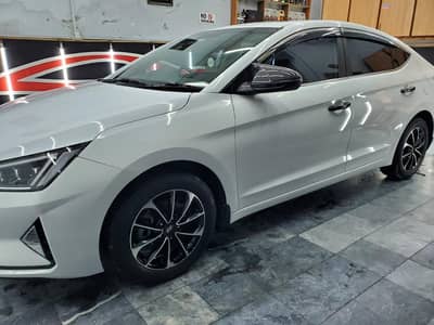 Hyundai Elantra 2021