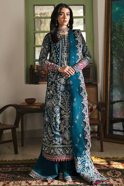 soRaya luxury formal article