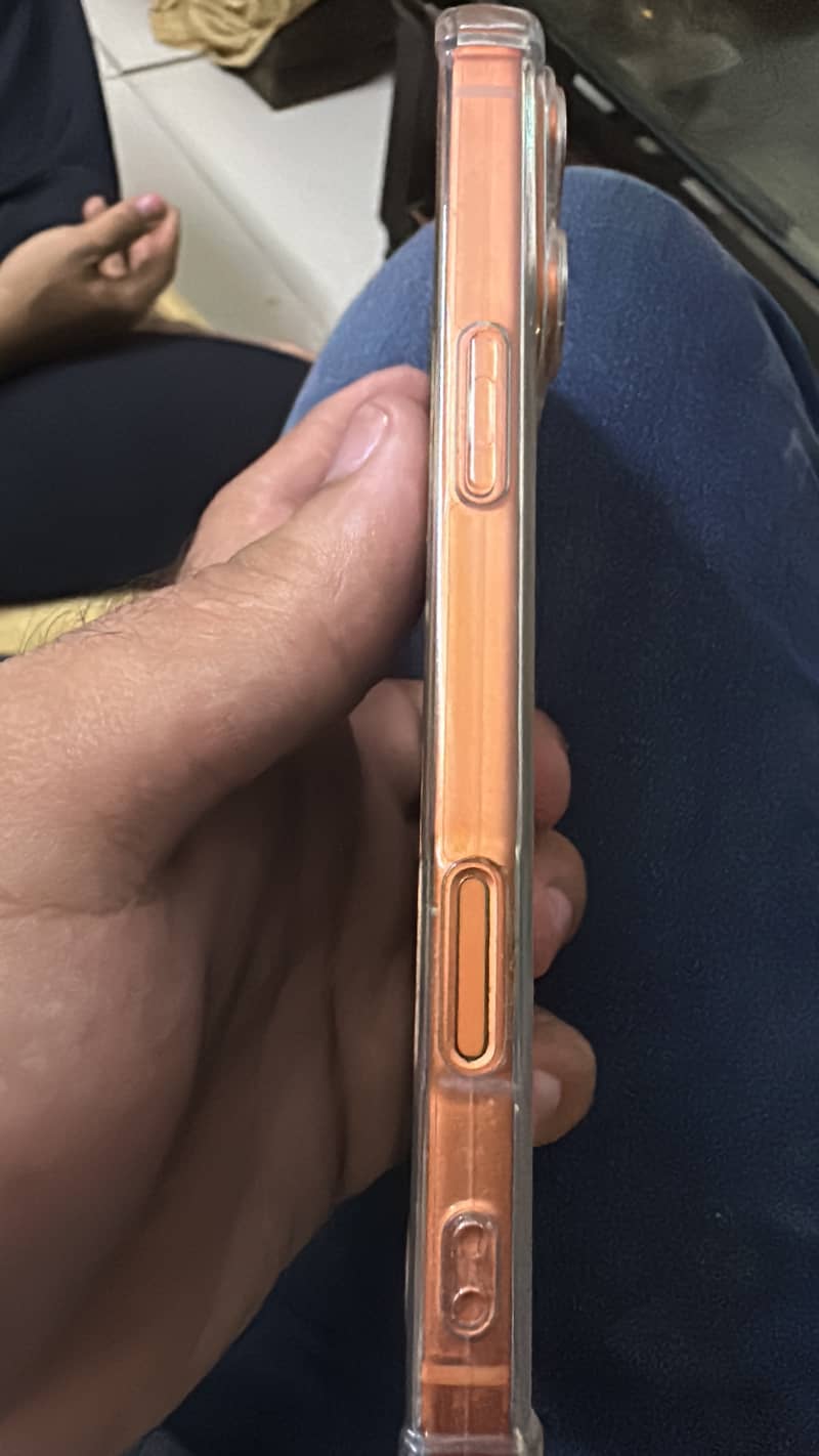 Apple iPhone 17 Pro Max 0