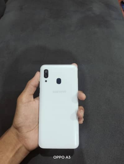 Samsung Mobile A20