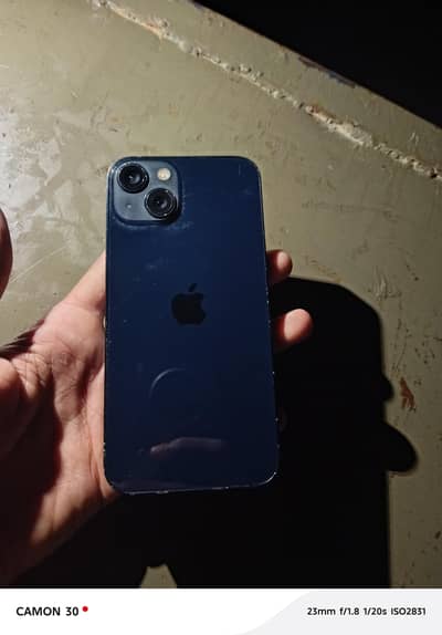 Apple iPhone 13