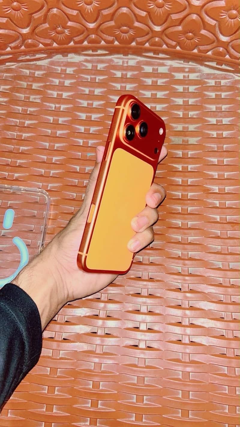 Apple iPhone 17 Pro Max 2