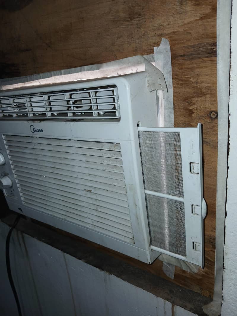 Midea window AC 4