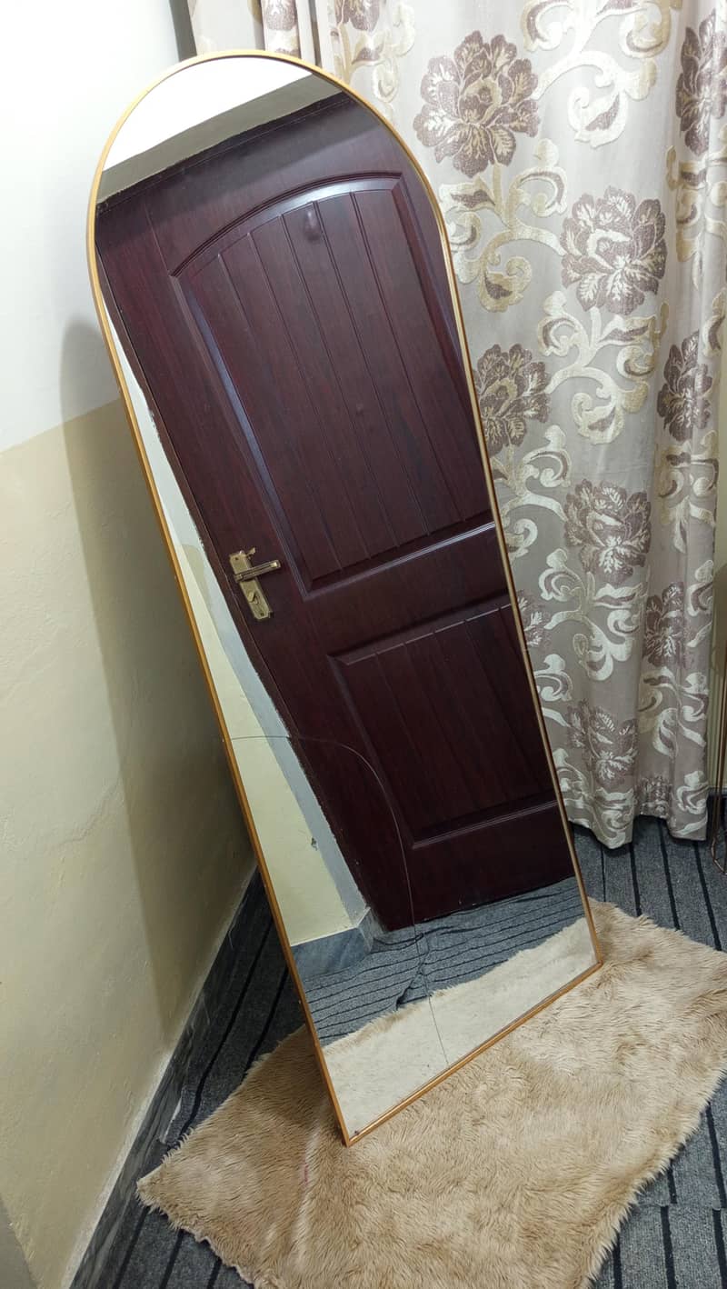 standing mirror with stand 2