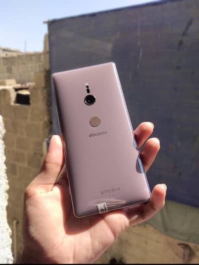 Sony XZ2 original seald pack