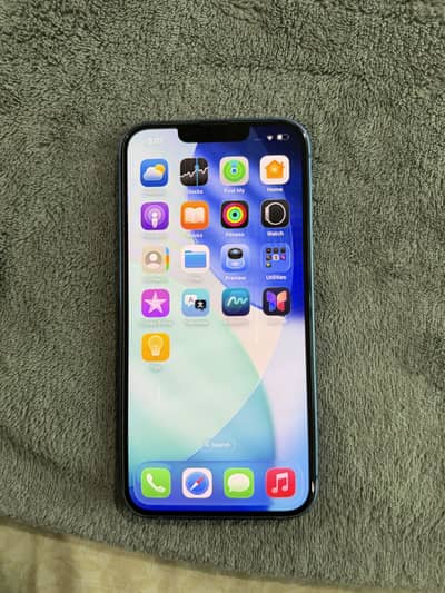 Apple iPhone 13