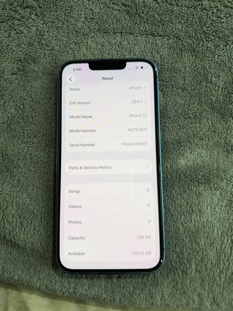 Apple iPhone 13 1