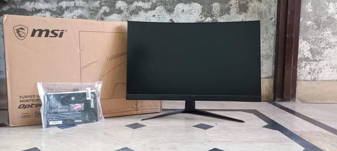 MSI Optix G27C5 27" Curved Gaming Monitor – 165Hz / 1ms