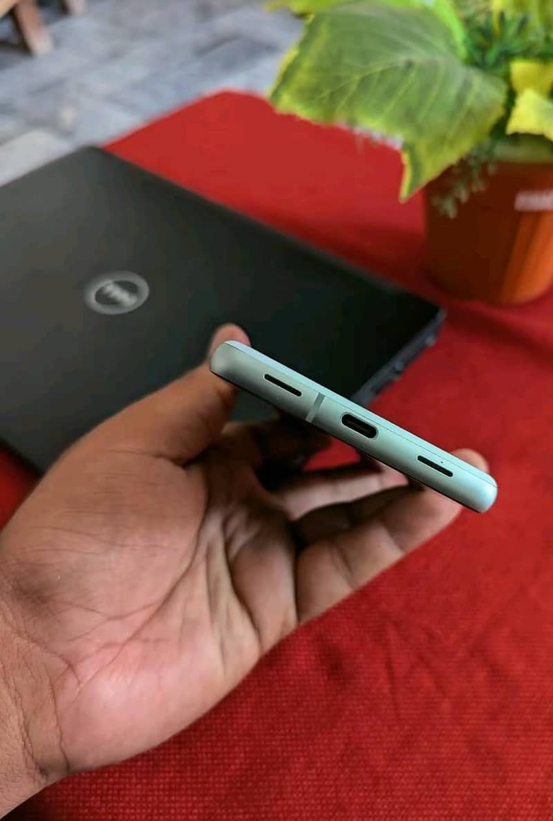 Google Pixel 7a 3