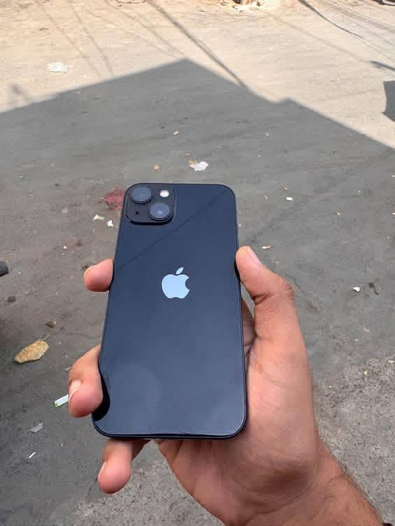 Apple iPhone 13 3