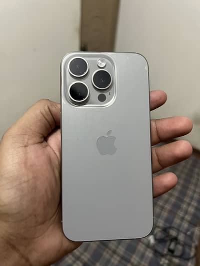 Apple iPhone 15 Pro