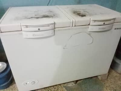 Waves deep freezer 2 door