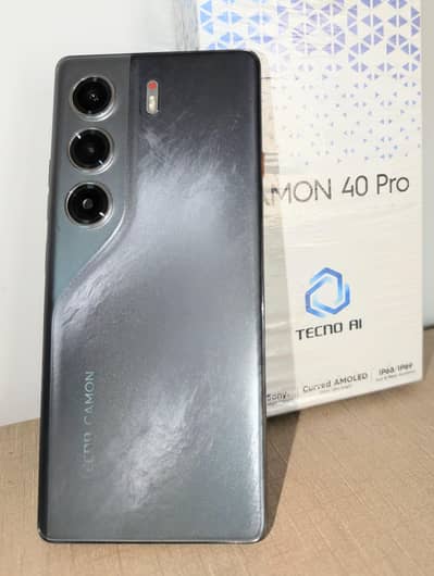Tecno CAMON 40 Pro