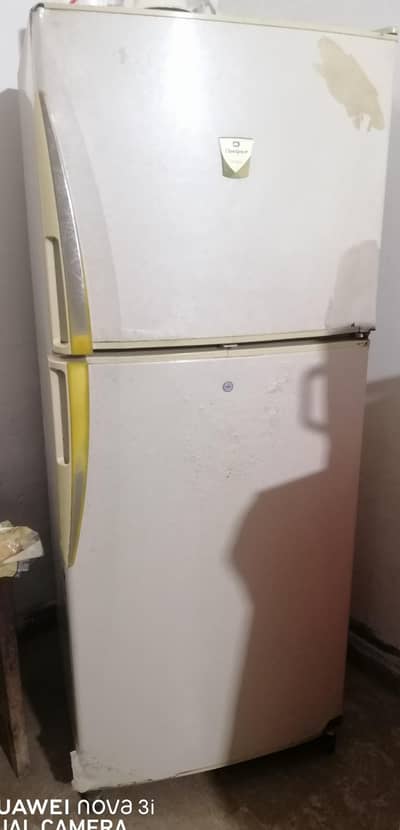 dawlance refrigerator