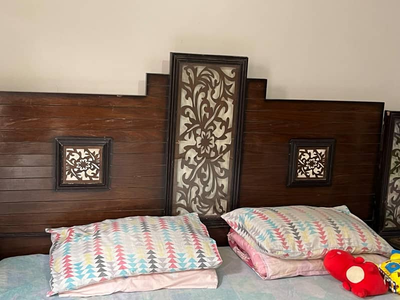 king size bed 1