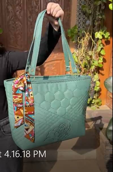large, spacious, daily use tote bags for university and office use