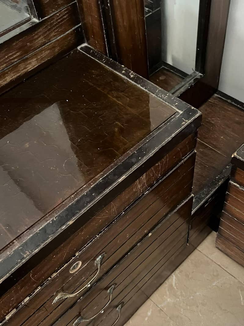 Dressing Table 2