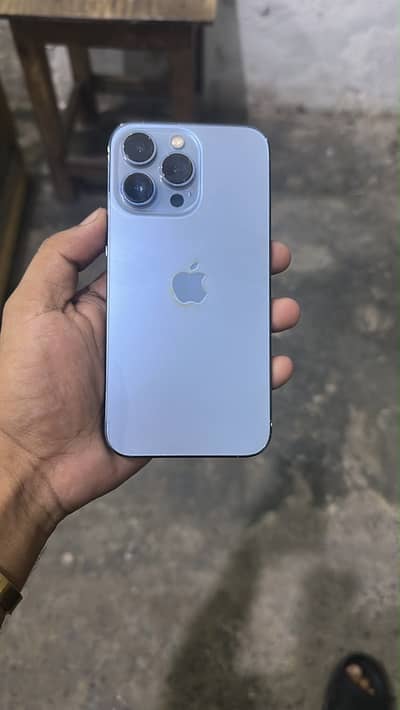 Apple iPhone 13 Pro
