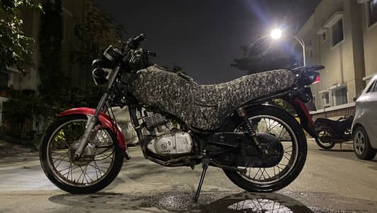 Suzuki GS150 2013