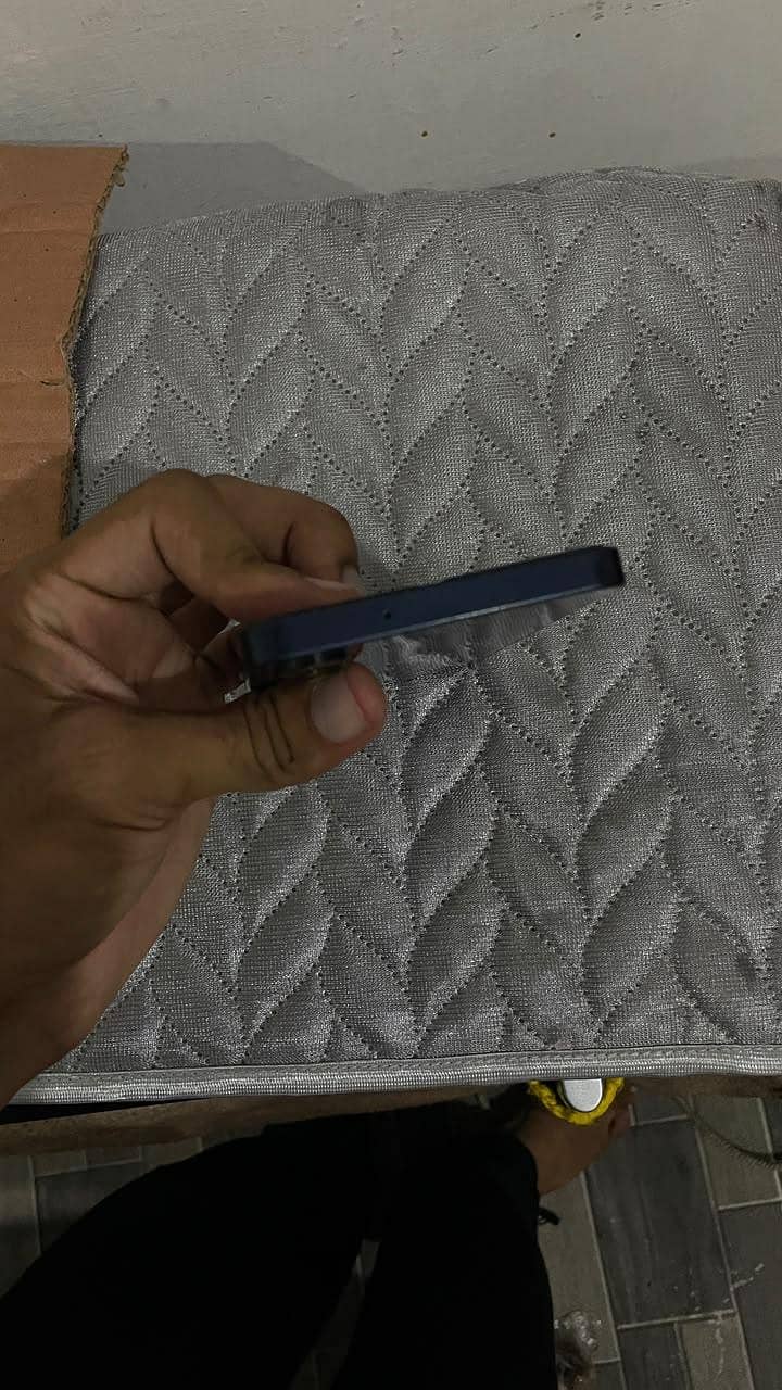 Samsung Mobile A06 6