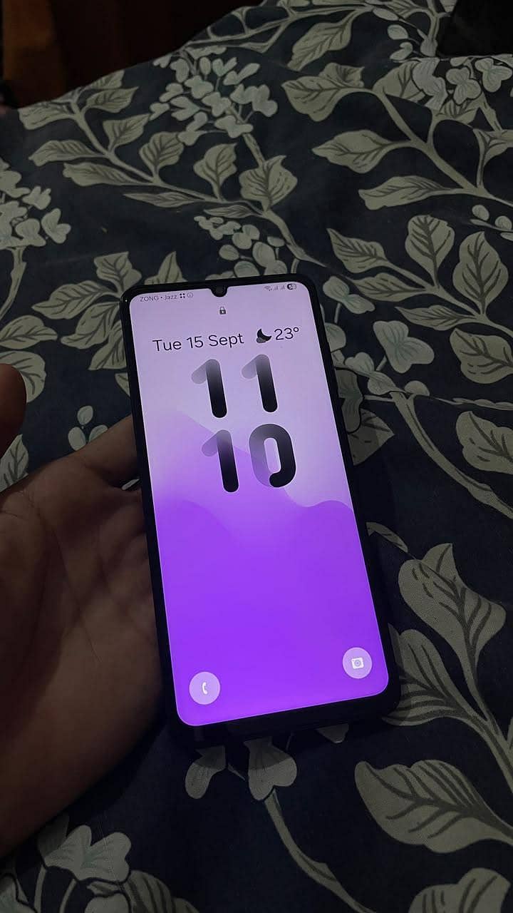 Samsung Mobile A06 9