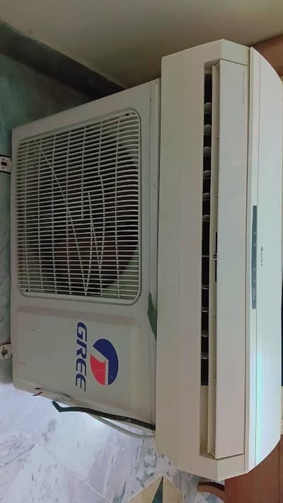 Gree 1 ton Split Ac Totally genuine no Repaired genuine company ges