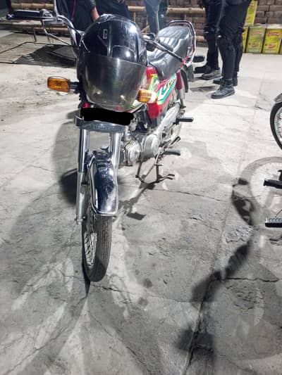 Honda cd70 Red 2023 bike ok ha only what's app 03228015193