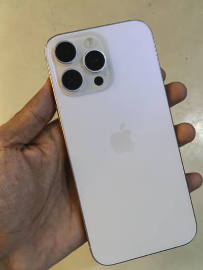 Apple iPhone 16 Pro Max