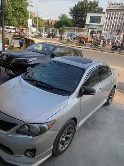 Toyota Corolla Altis SR full Option cruisetonic