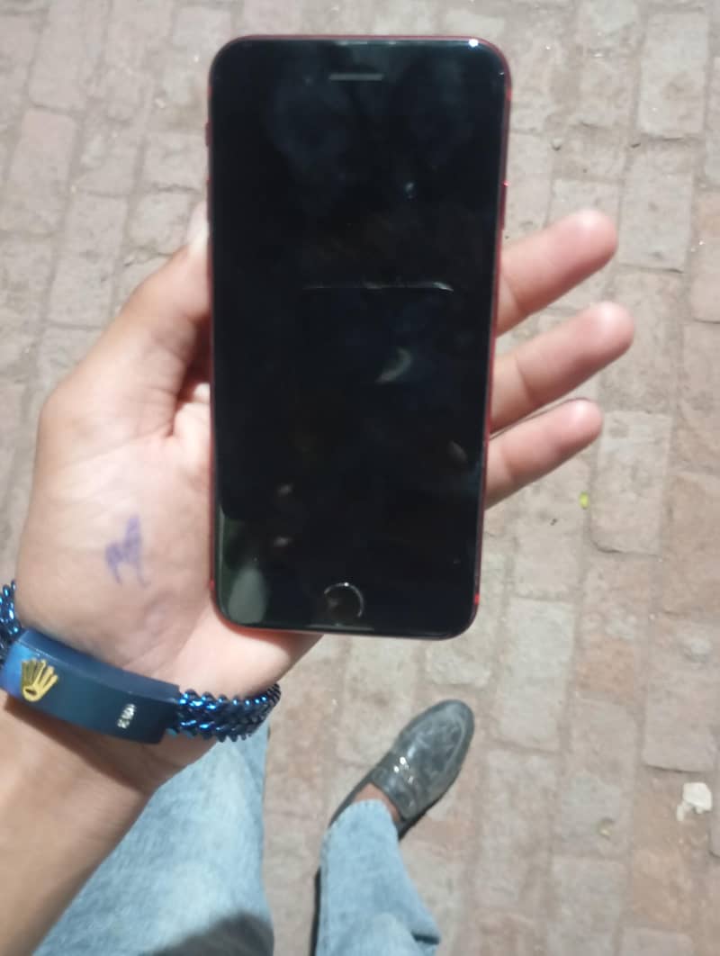 Apple iPhone SE 6