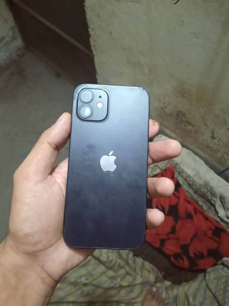 Apple iPhone 12 0