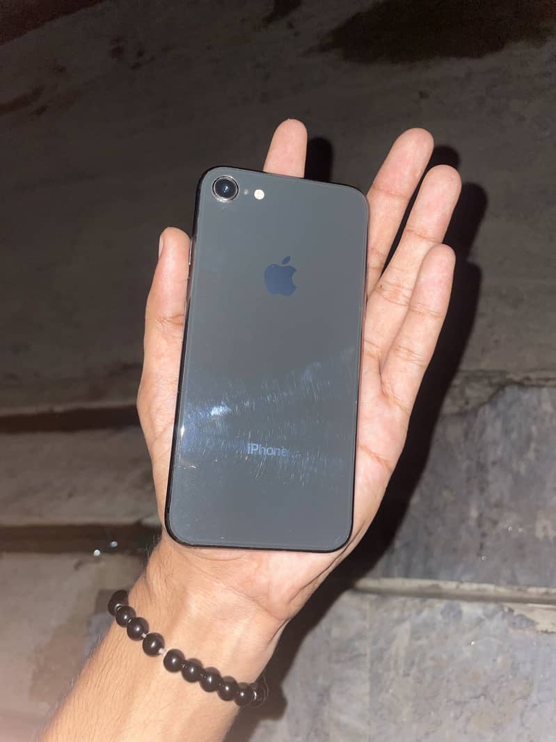 Apple iPhone 8 2