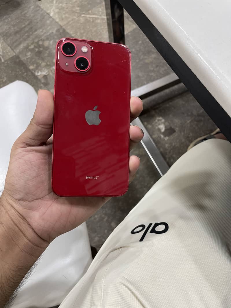 Apple iPhone 13 5