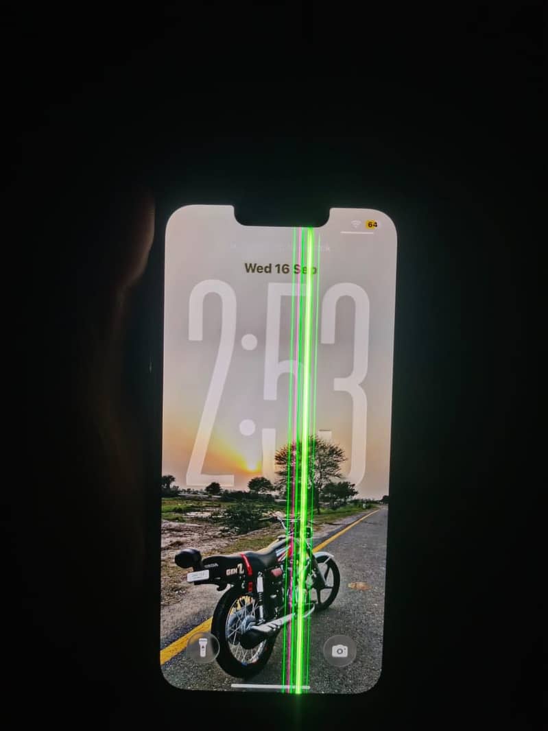 Apple iPhone 13 0